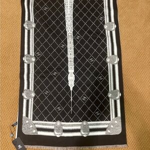 CHANEL Black and Gray Scarf